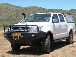 Toyota Hilux 2.4 or Ford 2.2