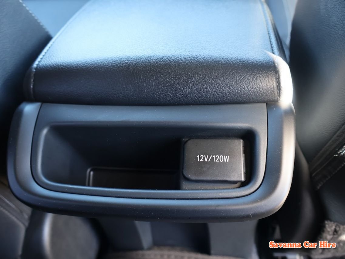 Toyota Fortuner - photo 8
