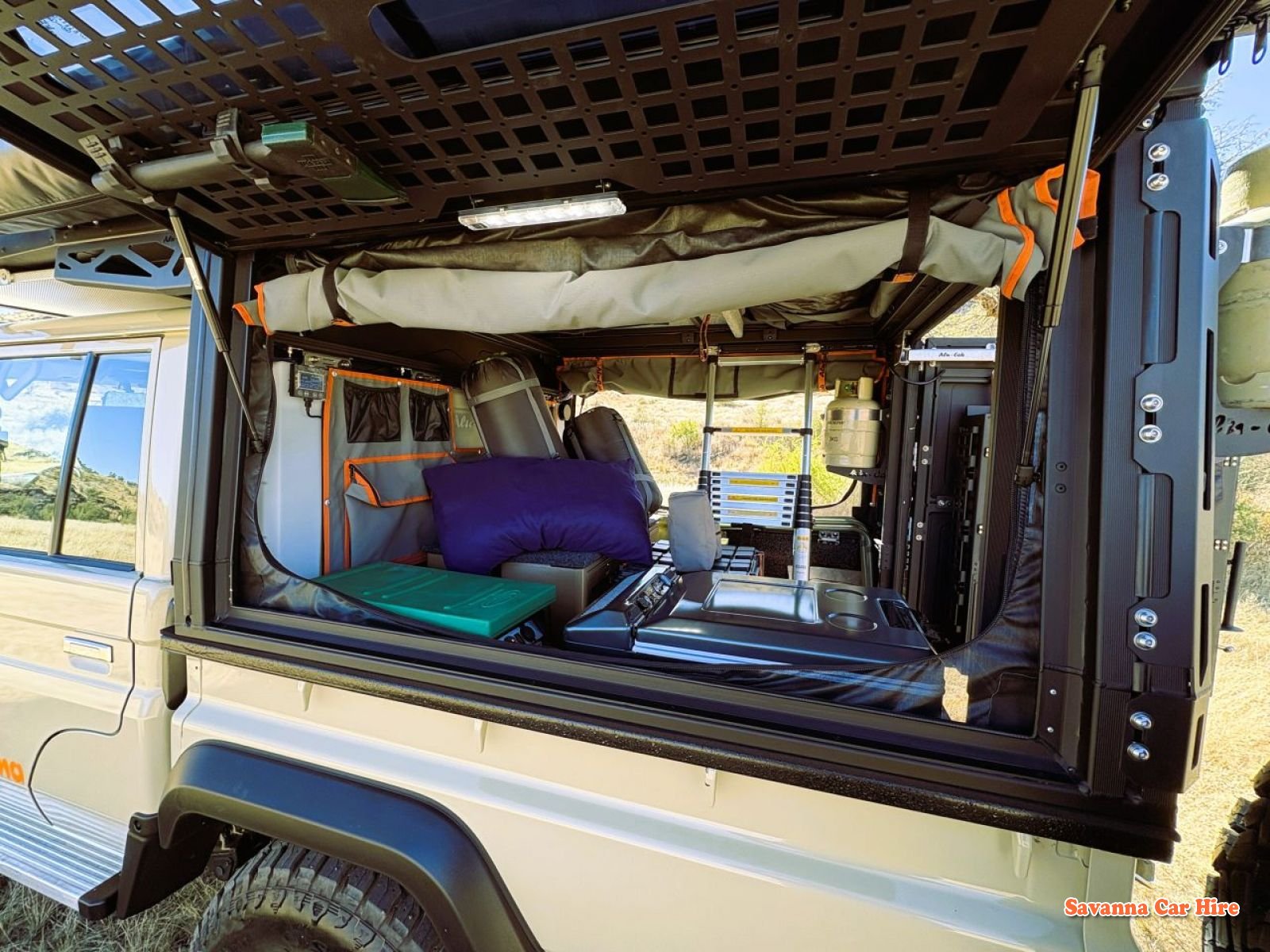 Toyota Land Cruiser Camper 2.8 4x4 (Can be Brown or White) - photo 7