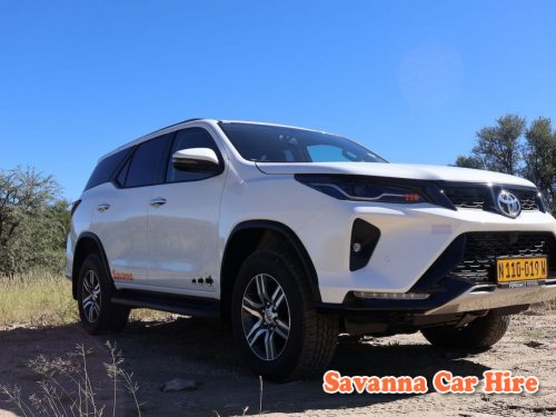 Toyota Fortuner - photo 4