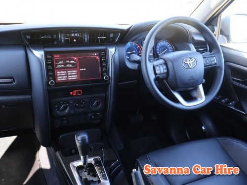 Toyota Fortuner - photo 6